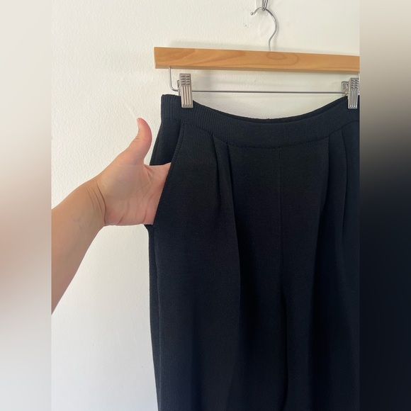 St. John Collection Santana Knit Black & Red Long Jacket & Pants Suit Set Size 6 - Picture 13 of 16